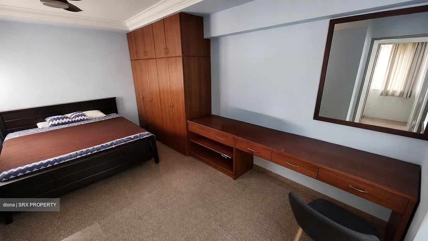Blk 647 Woodlands Ring Road (Woodlands), HDB Executive #557982741